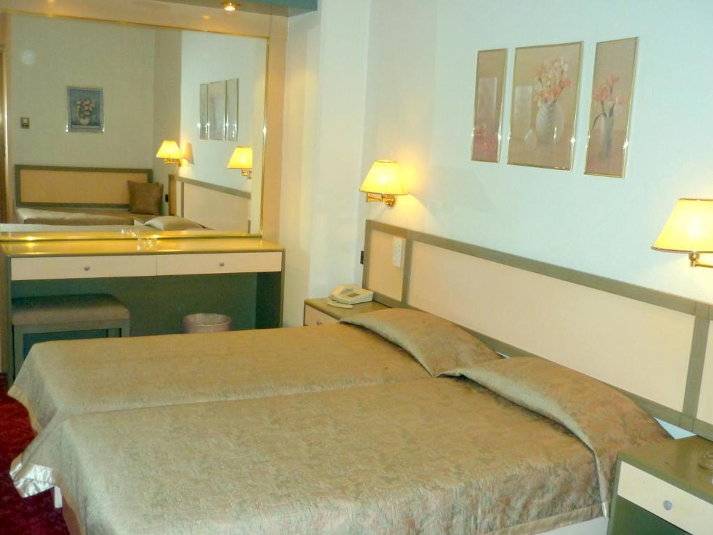 Rainbow Hotel Rhodes City Kamer foto